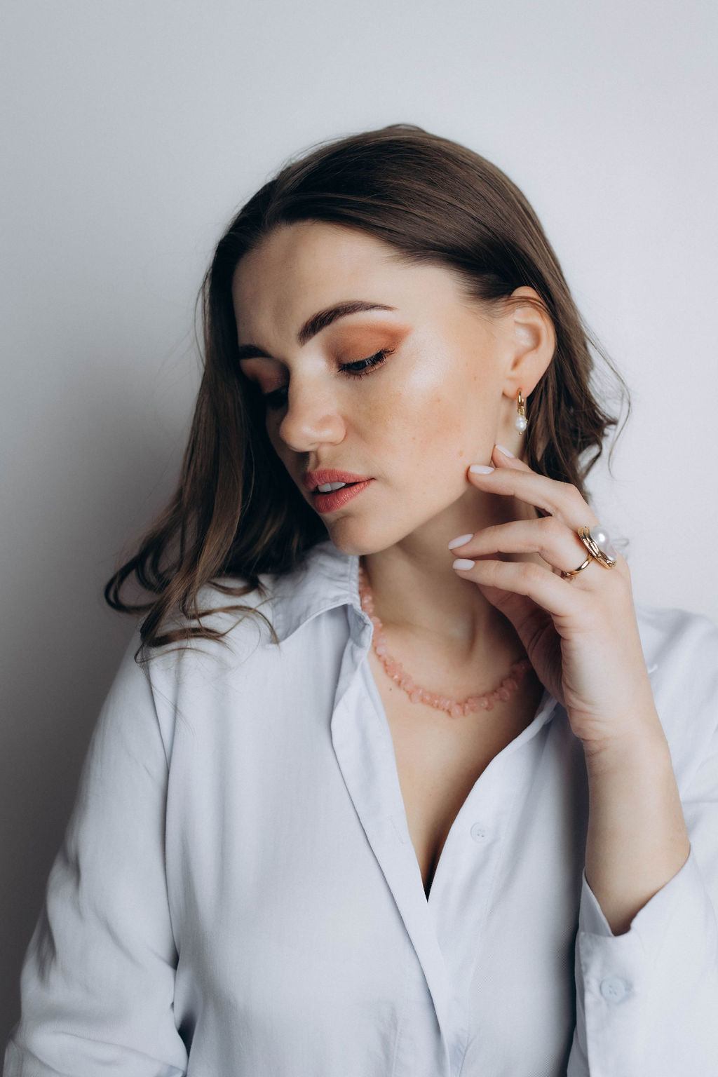 Auskari zelta krāsā ar pērlīti un zvaigzni