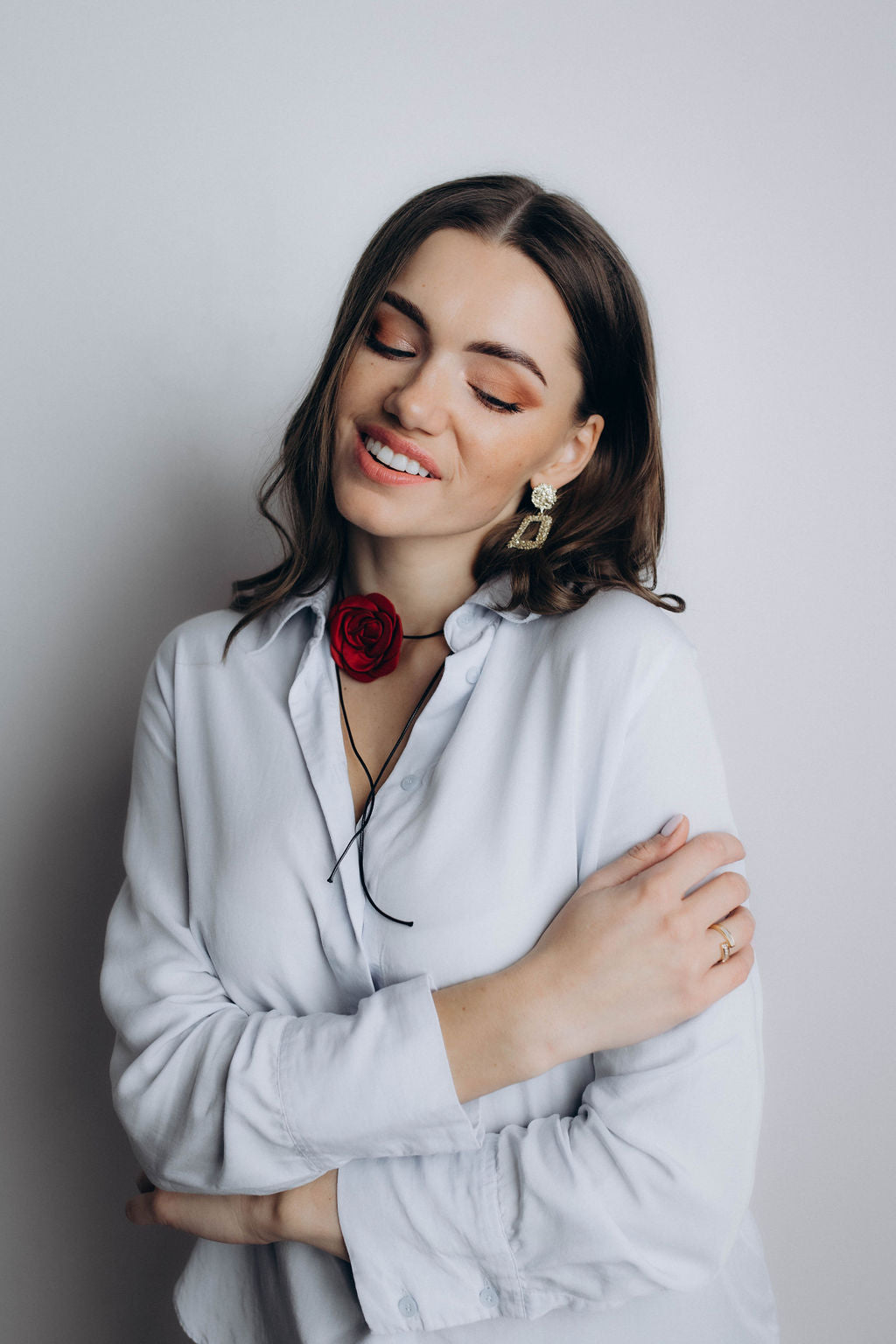 Gredzens zelta krāsā