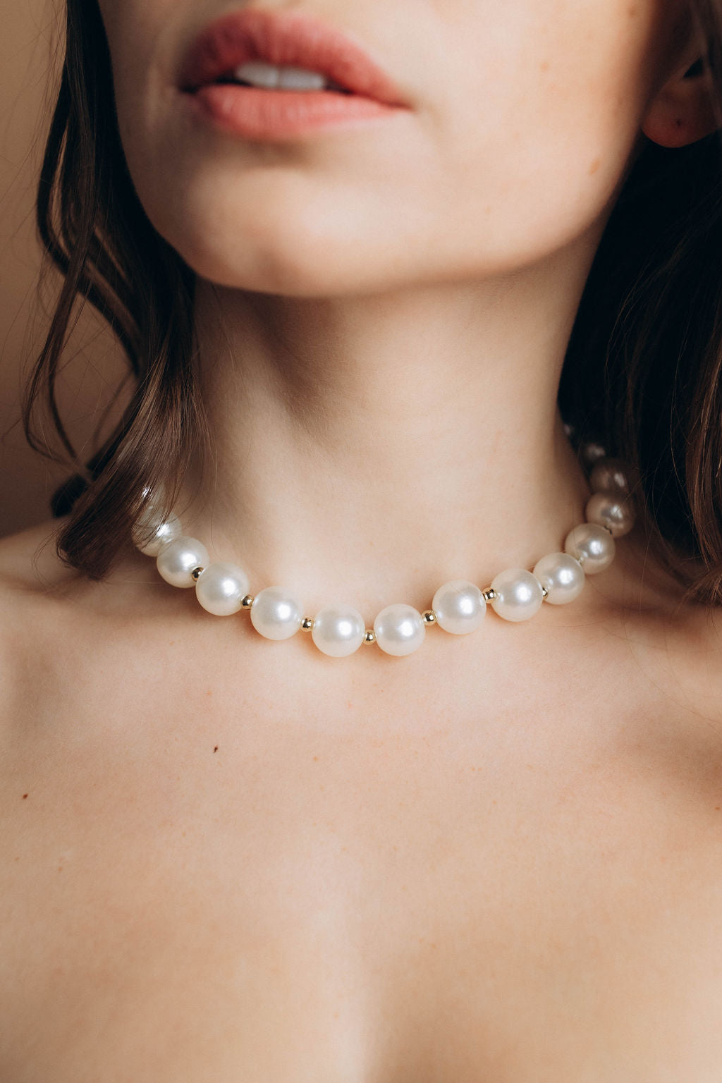 Pērļu imitācijas čokeris