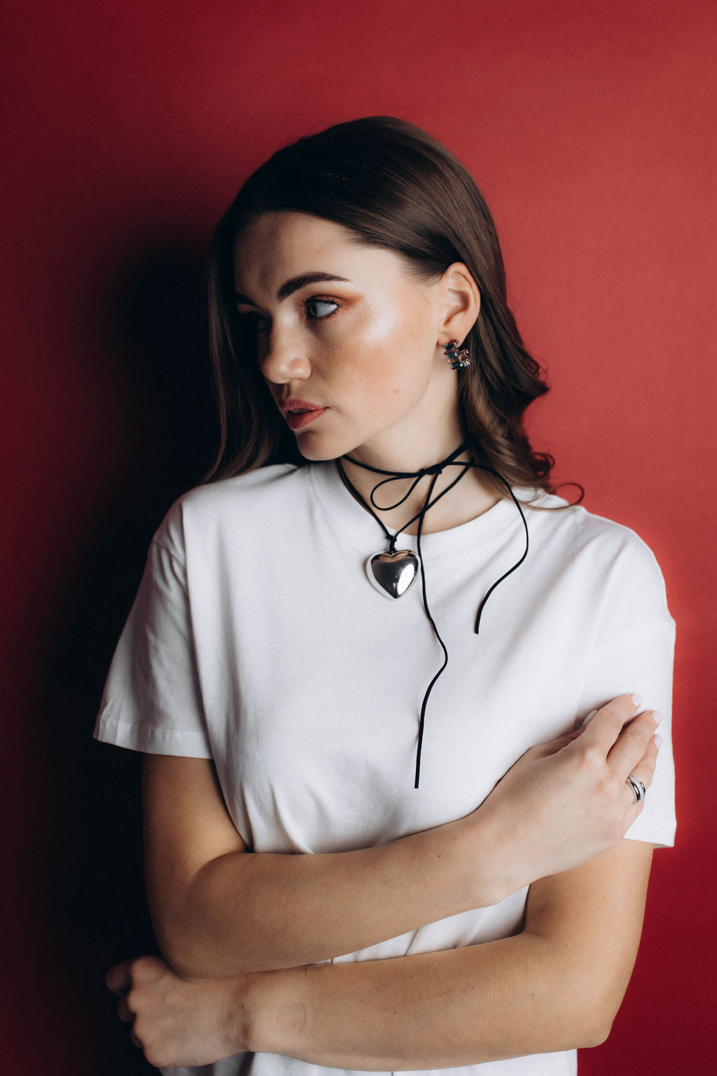 Sudraba krāsas sirds čokeris