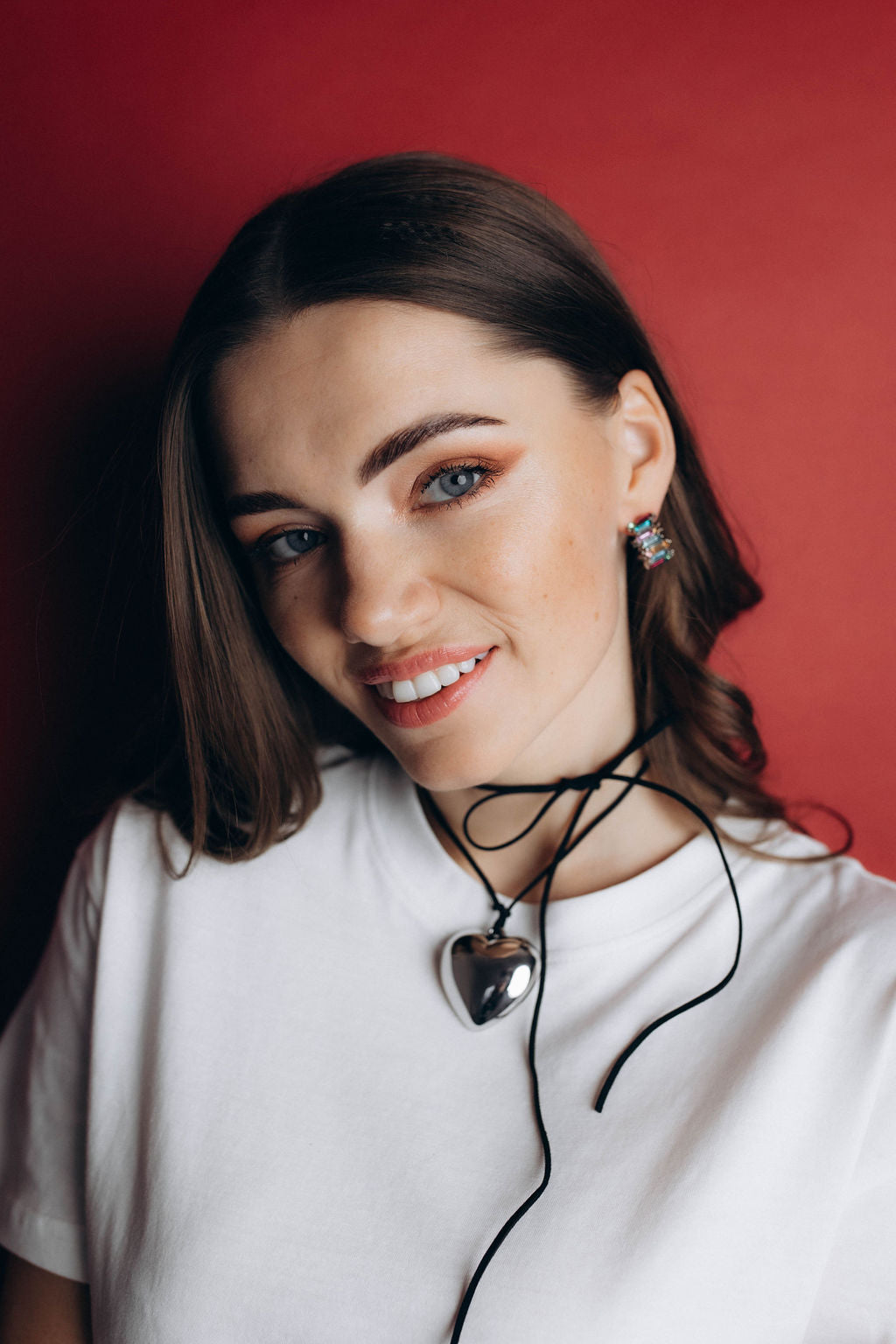 Sudraba krāsas sirds čokeris