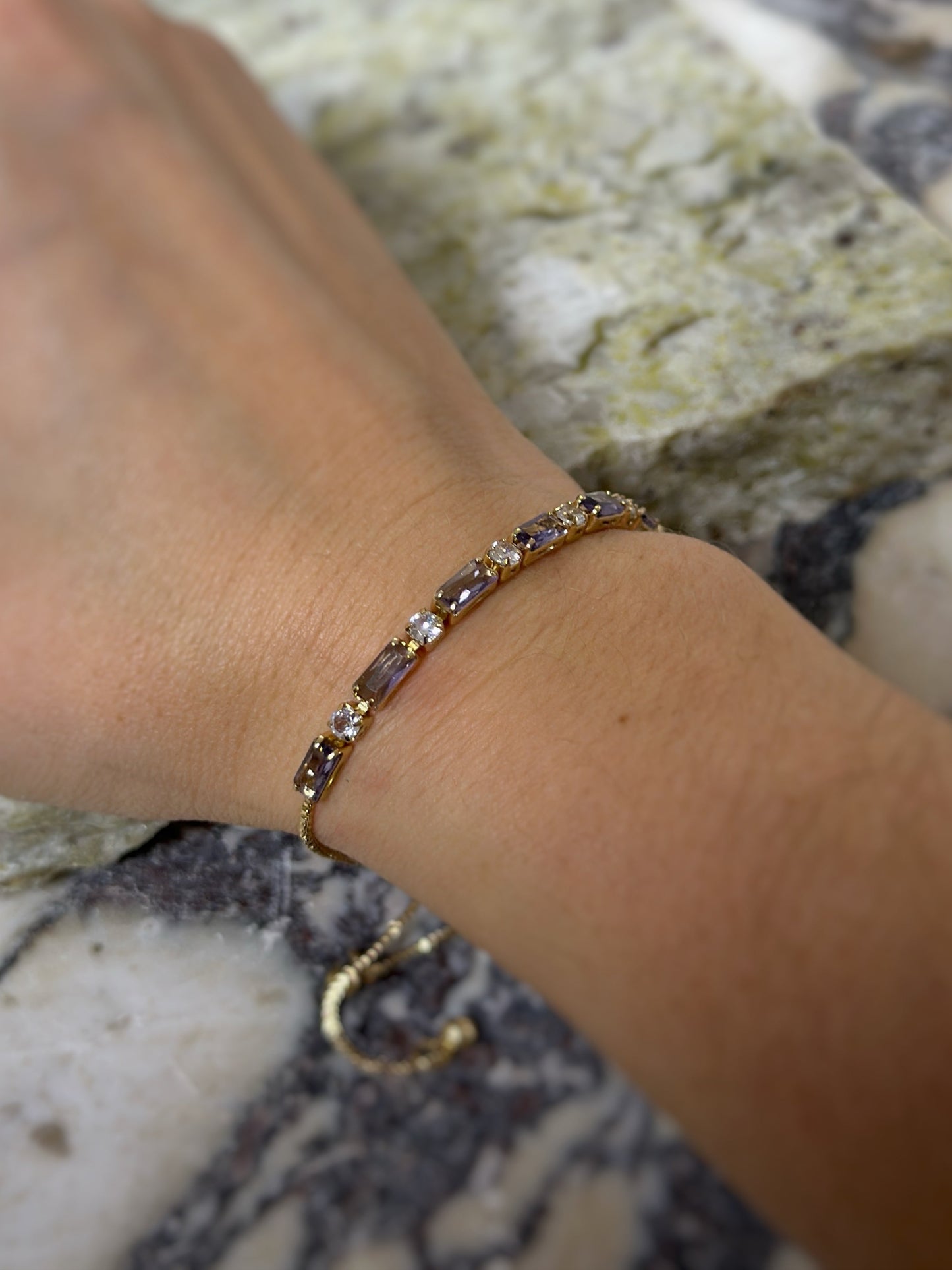 Rokassprādze bižutērija - Meitene Zeltene Rotas