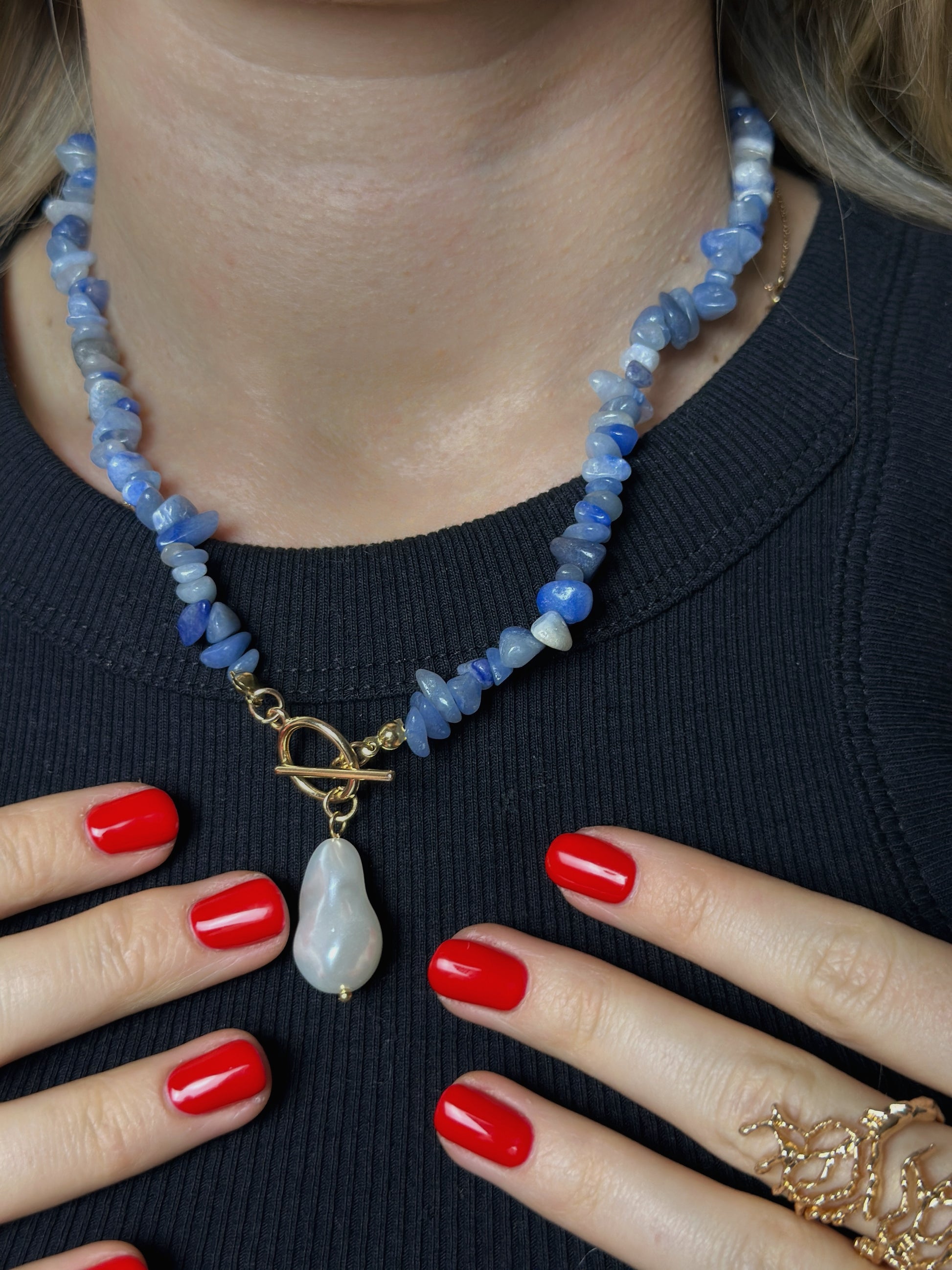 sieviešu bižutērija