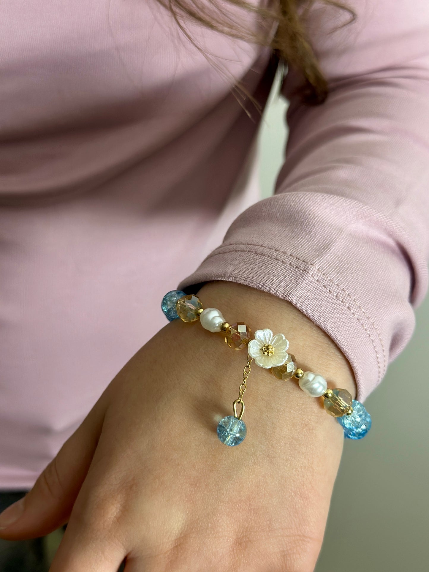 Pērlīšu rokassprādze zilā krāsa