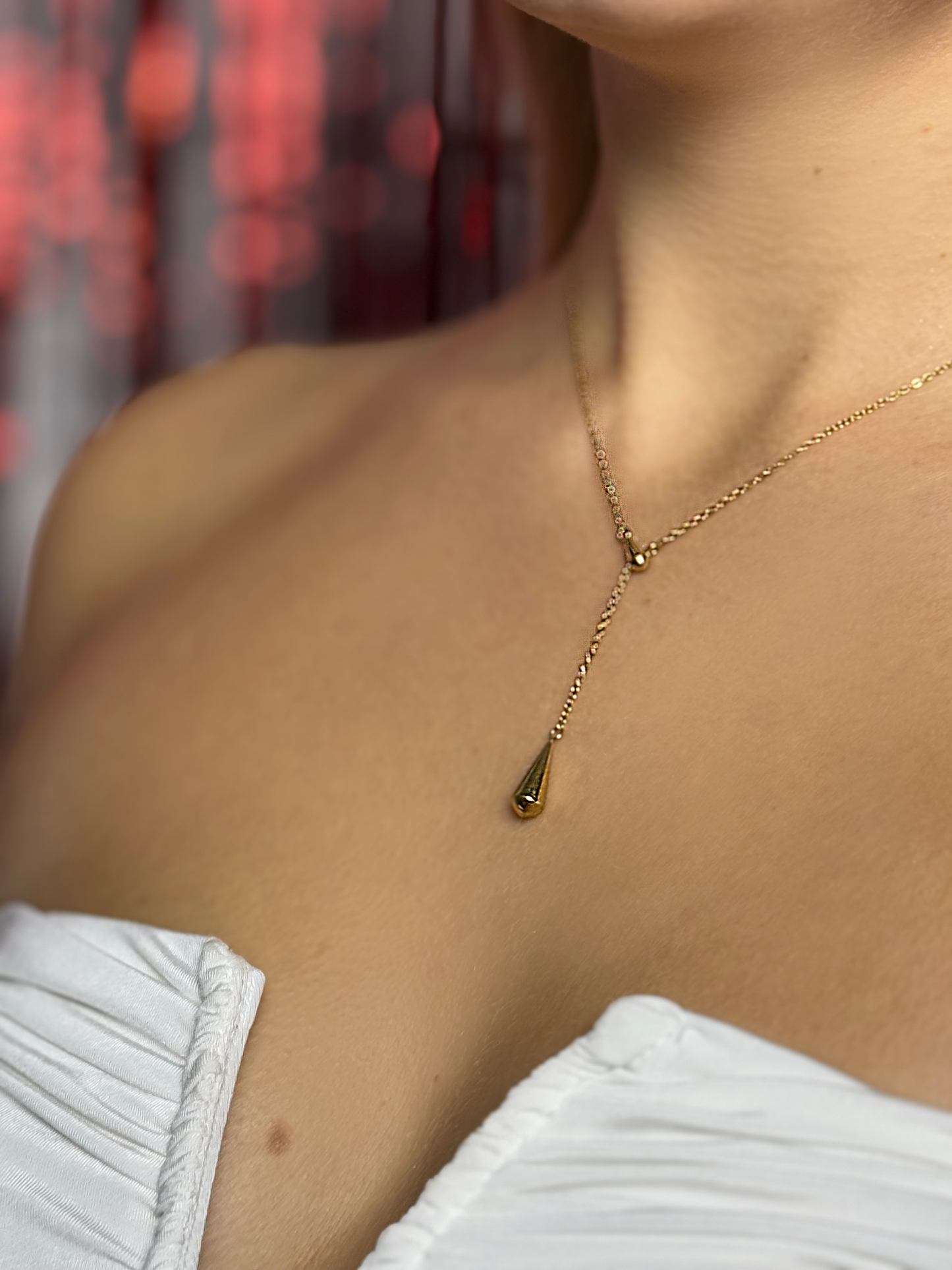 Zelta krāsas lāsītes ķēdīte